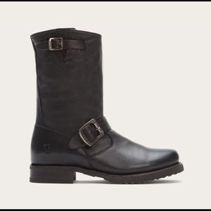 Frye Veronica short boots